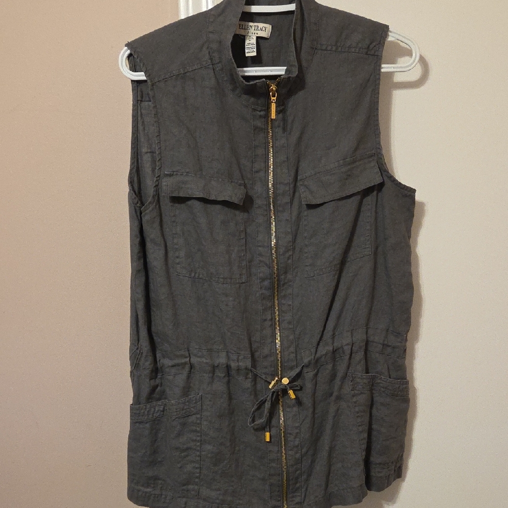 Ellen Tracy Gray Vest with Gold Zipper